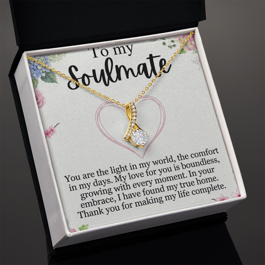 Alluring Beauty Necklace with sparkling crystal pendant for women