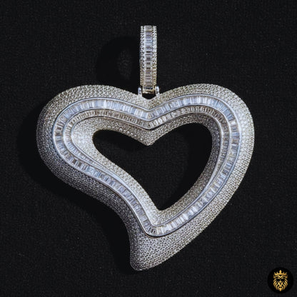 Premium CZ prong setting heart pendant necklace with luxury gold finish
