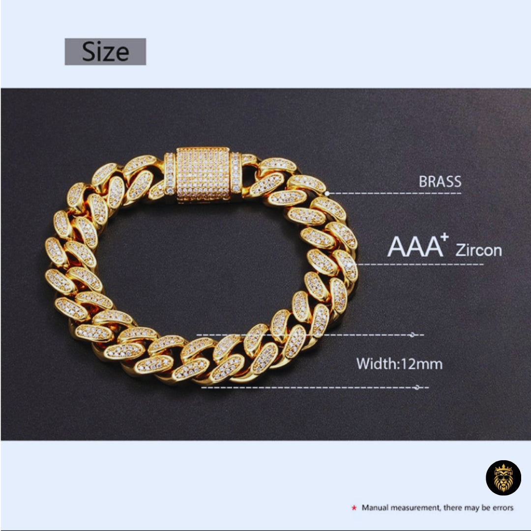 Close-up of Miami curb chain bracelet showing diamond-like sparkle detail