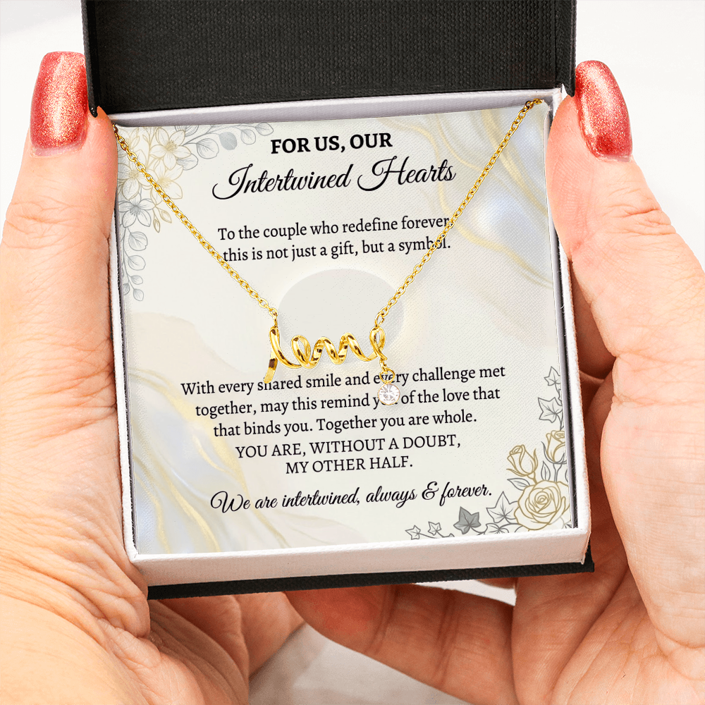 Romantic pendant necklace for special occasions