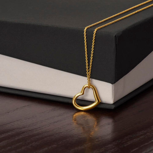 Elegant heart necklace for mom with delicate pendant design