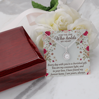 Crystal pendant jewelry for women