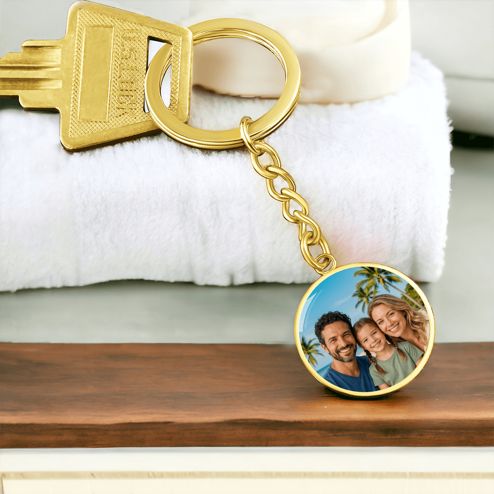 High resolution printed photo on round custom keychain