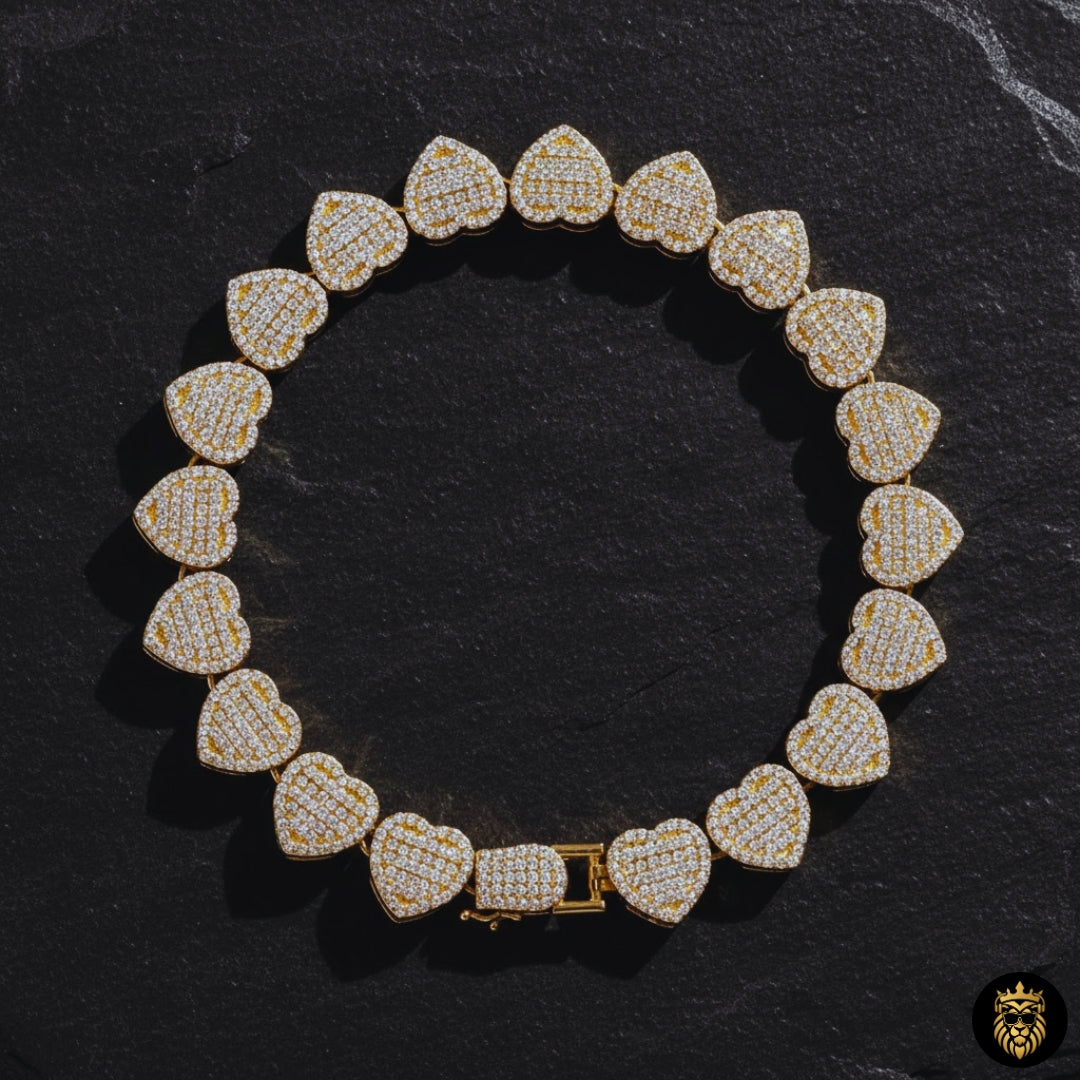 Hip hop style heart medallion necklace with sparkling diamond stones
