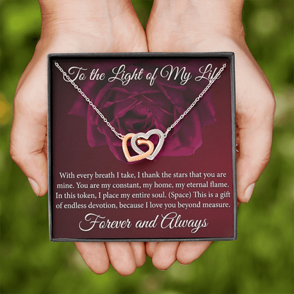 Elegant gold necklace for special occasions