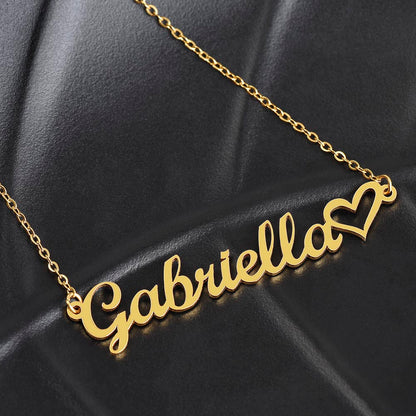 Luxury style personalized heart necklace for elegant look