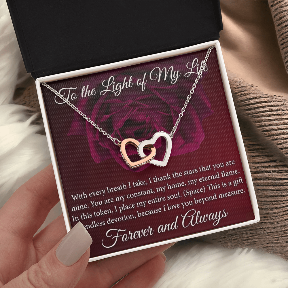 Women's heart pendant necklace symbolizing eternal love