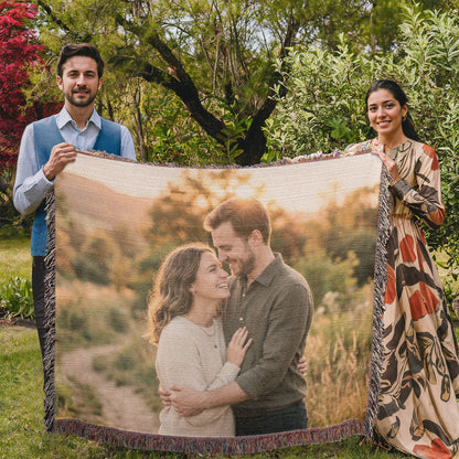 Custom Family Photo Woven Blanket – Meaningful Gift for Loved Ones