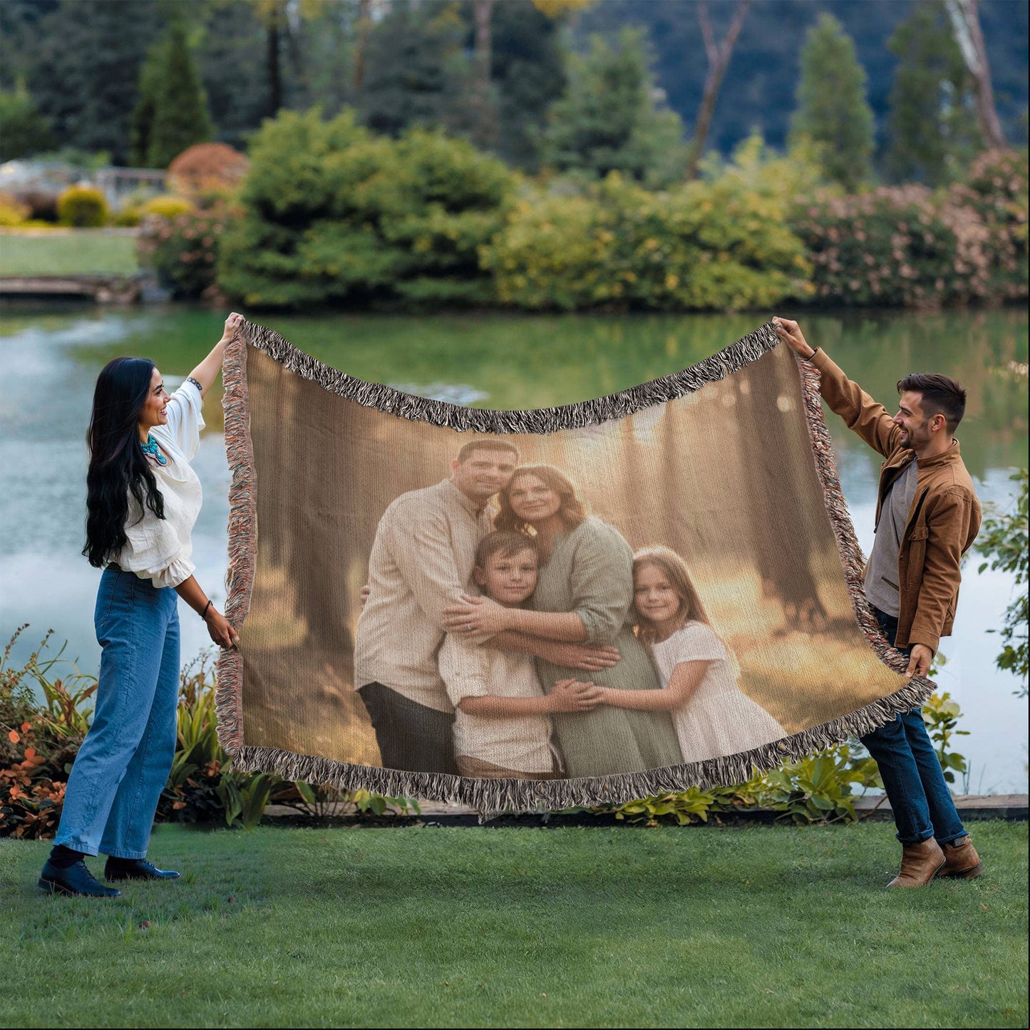 Custom Family Photo Woven Blanket – Meaningful Gift for Loved Ones