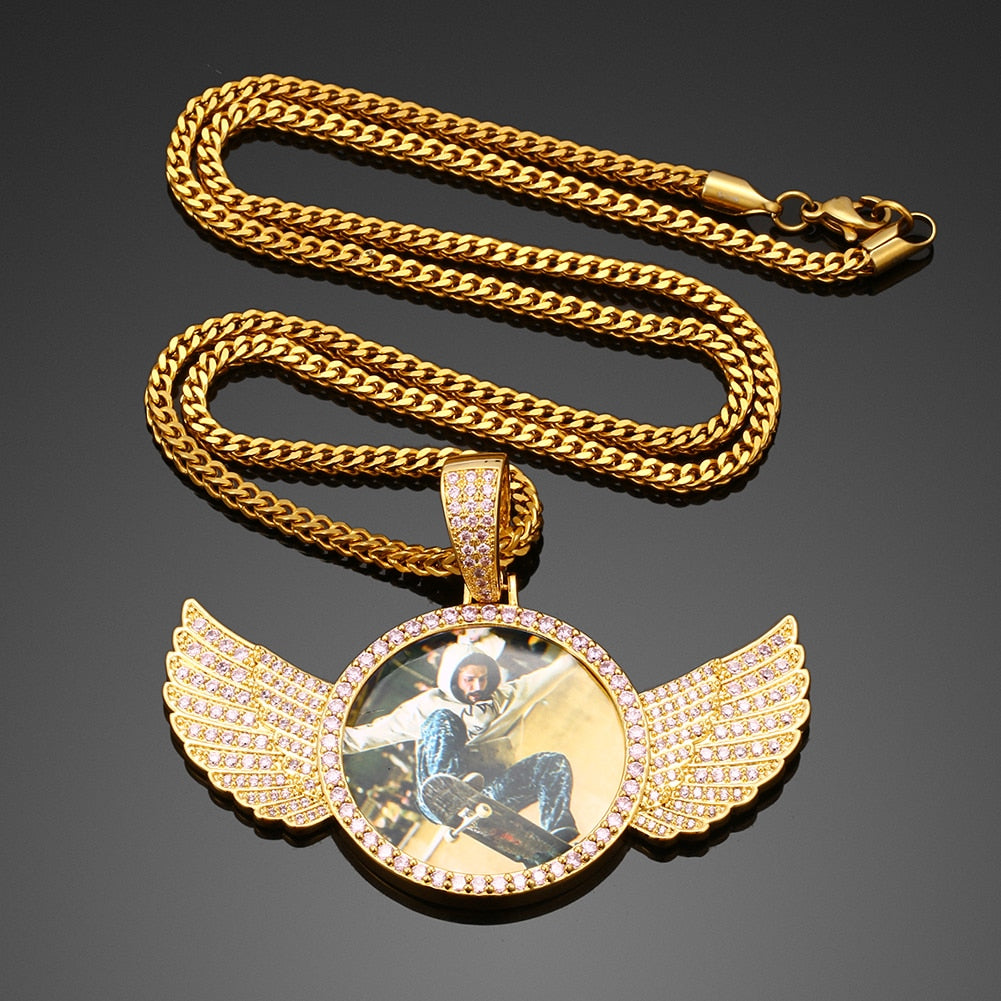 Brand New 2025 Wing Photo Medallion Necklace- Personalized Photo Medallion Necklace