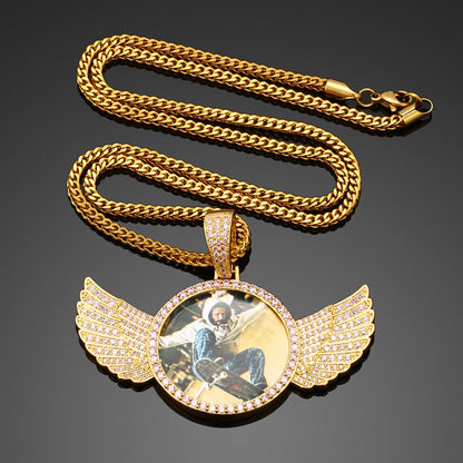 Brand New 2025 Wing Photo Medallion Necklace- Personalized Photo Medallion Necklace