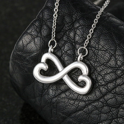 Fashionable gold necklace for women and mothers
